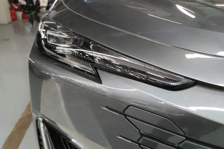 Used Changan UNI-K iDD 2023 Zhidian iDD 1.5T 135km Smart & Fun Model