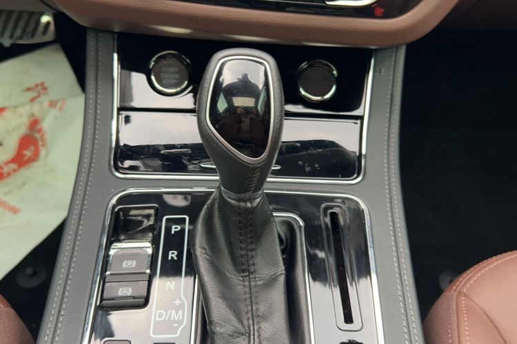 Used Zotye T600 Coupe 2017 1.5T Automatic Luxury Model Gear Lever