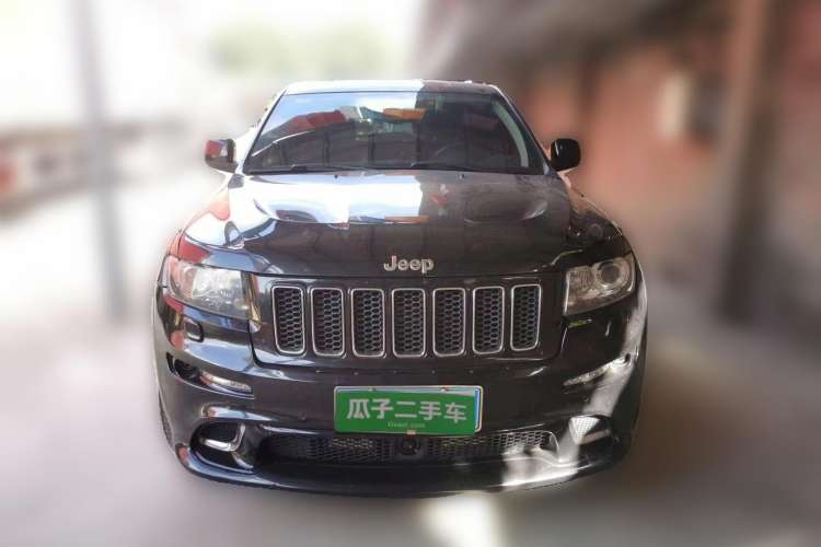 Used Jeep Grand Cherokee SRT 2013 6.4L SRT8

