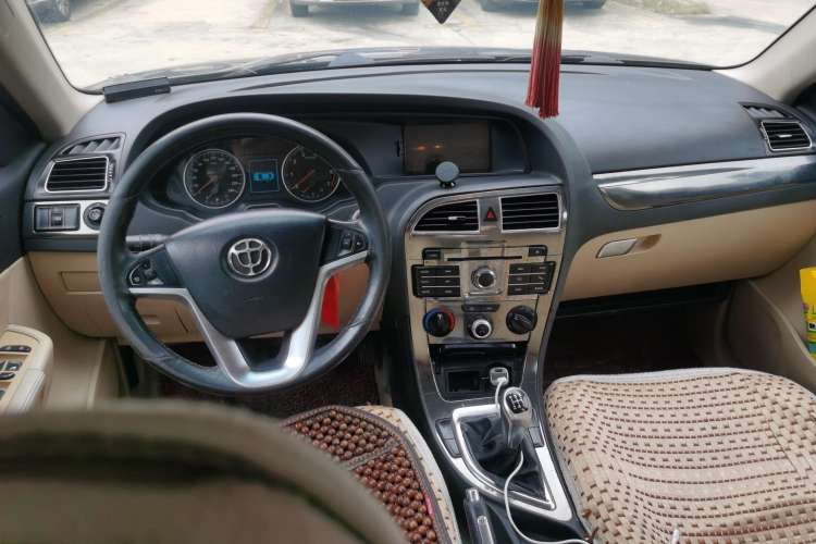 Used Brilliance V5 2012 1.6L Manual Comfort Model