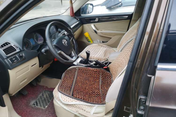 Used Brilliance V5 2012 1.6L Manual Comfort Model