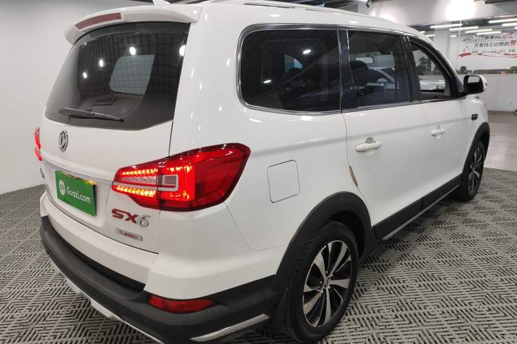 Used FORTHING Joyear X6 2017 Jingxiang Series 1.5T CVT Luxury Model
