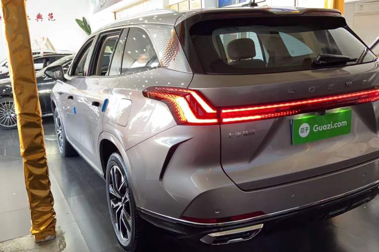 Used Roewe RX9 2023 2.0T Two-Wheel Drive Enjoyment Version
