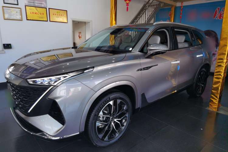 Used Roewe RX9 2023 2.0T Two-Wheel Drive Enjoyment Version
