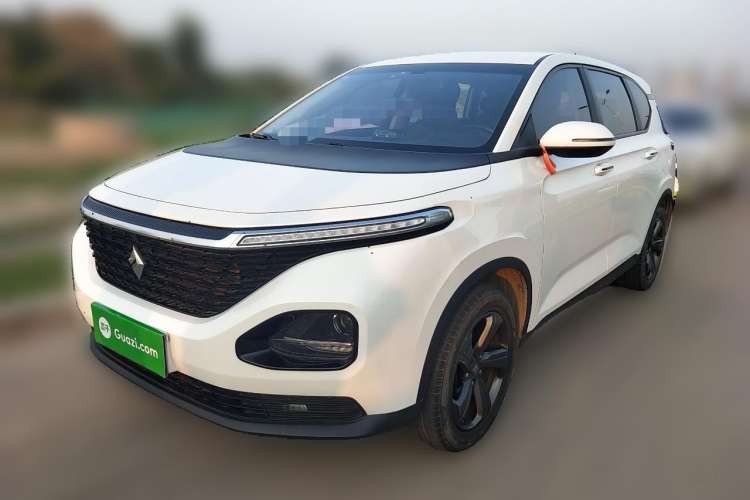 Used Baojun RM-5 2019 1.5T Manual Elite Version with 24-Hour Online Service 6 Seats