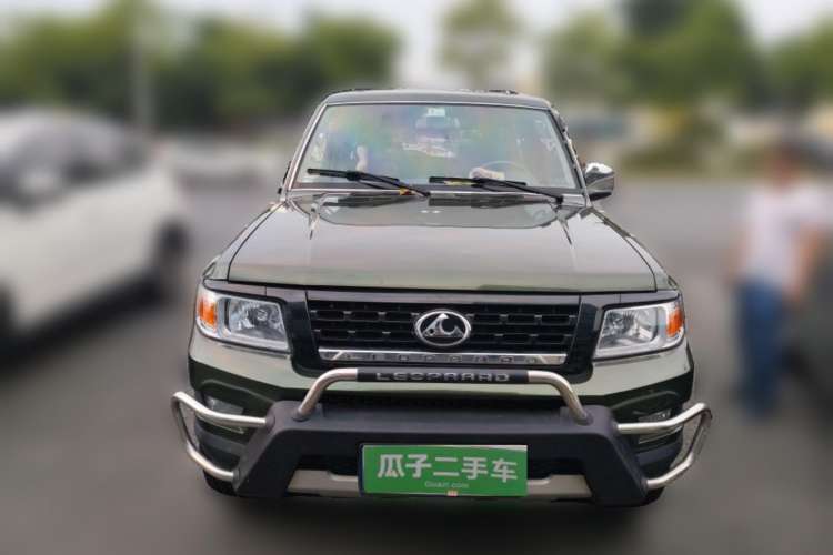 Used Leopaard Q6 2015 2.4L Manual 4x4 Excellence Edition
