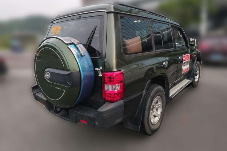 Used Leopaard Q6 2015 2.4L Manual 4x4 Excellence Edition
