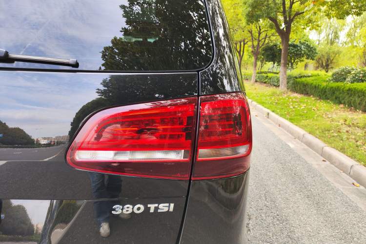 Used Volkswagen Sharan 2018 380TSI Comfort Edition 7-Seater