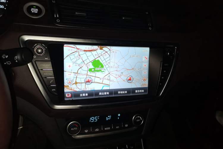 Used Land X7 2015 2.0T Panoramic Flagship Edition
