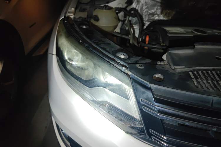 Used Volkswagen Tiguan 2014 1.8TSI Automatic 2WD 30th Anniversary Edition Right Front Headlight