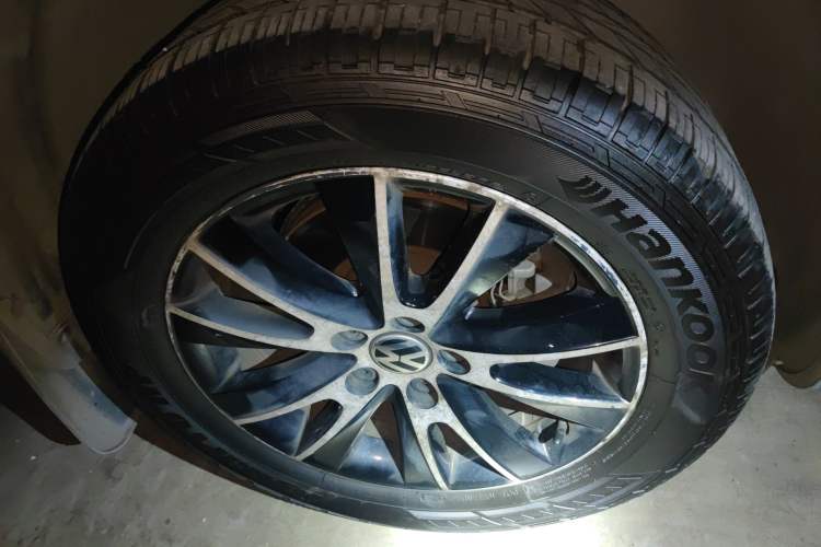 Used Volkswagen Tiguan 2014 1.8TSI Automatic 2WD 30th Anniversary Edition Right Front Wheel Hub