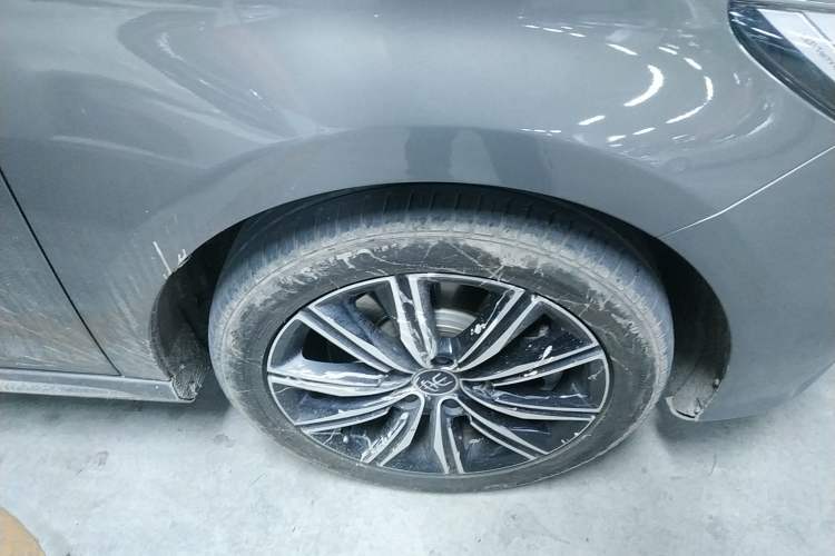 Used BYD Song MAX New Energy 2019 DM 1.5T Smart Connect Zhiyao Model 6-Seater China V Emission Standard
