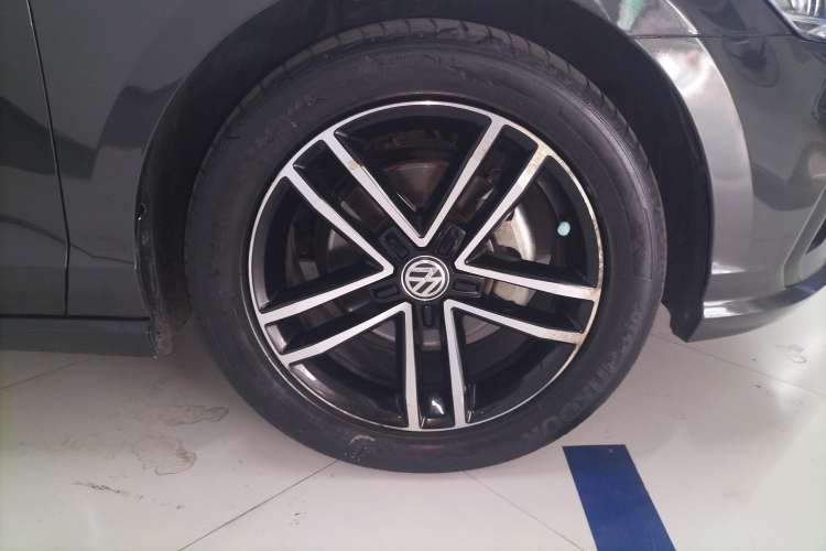 Used Volkswagen Lamando 2019 280TSI DSG Comfort Edition China VI standard
