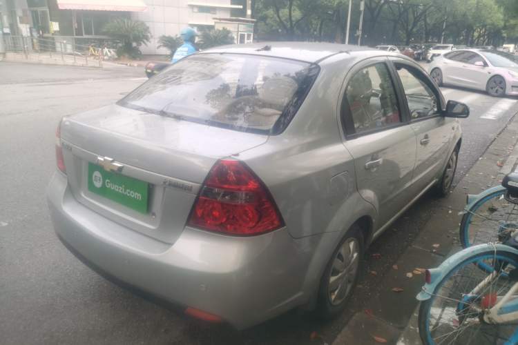 Used Chevrolet Lova 2010 1.4 AT Fashion Edition