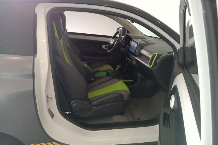 Used Roewe Clever 2021 302km All-Round Version
