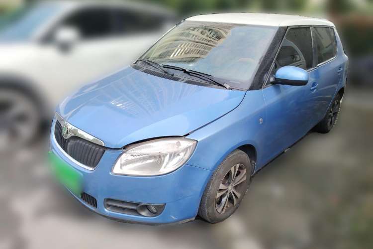 Used Skoda Fabia 2009 1.4L Automatic Crystal Edition