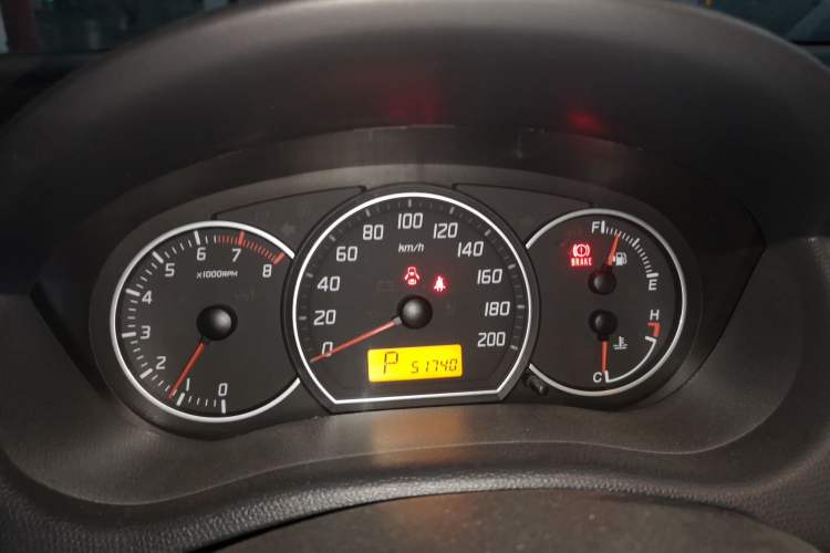 Used Suzuki Swift 2013 1.5L Automatic Standard Edition
