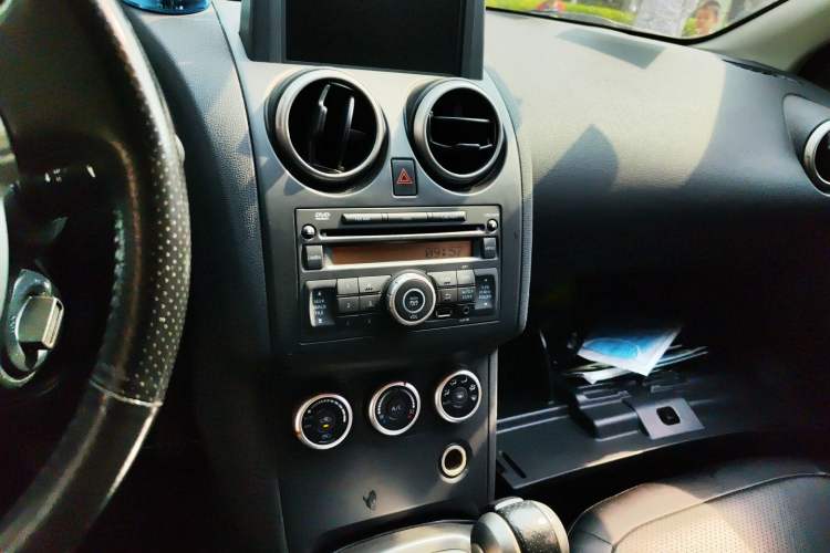 Used Nissan Qashqai 2012 2.0 XV LE CVT 2WD
