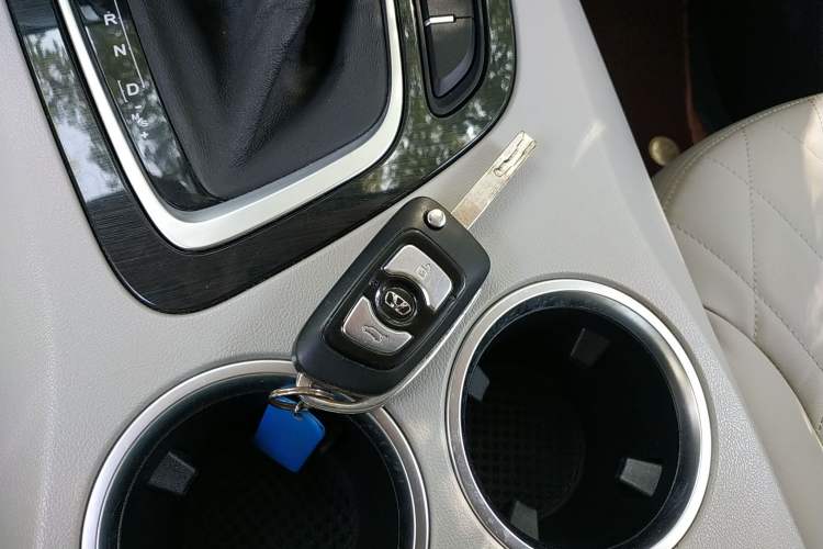 Used Huasong 7 2015 2.0T Automatic Comfort Model