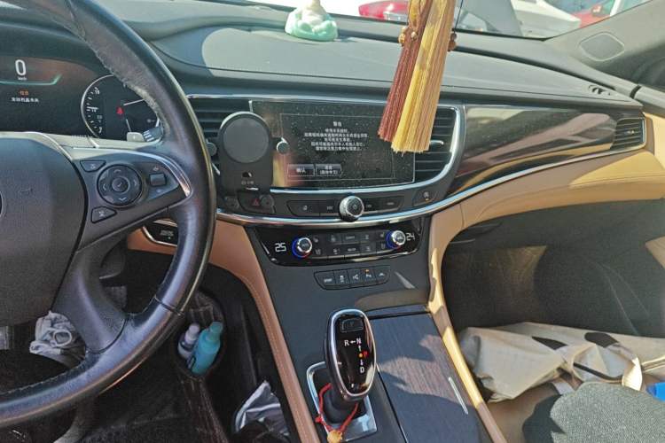 Used Buick LaCrosse 2016 20T Luxury Model
