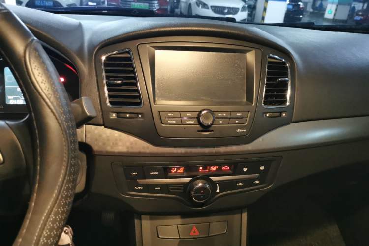 Used Roewe 350 2010 350C 1.5L Automatic Xunyi Edition
