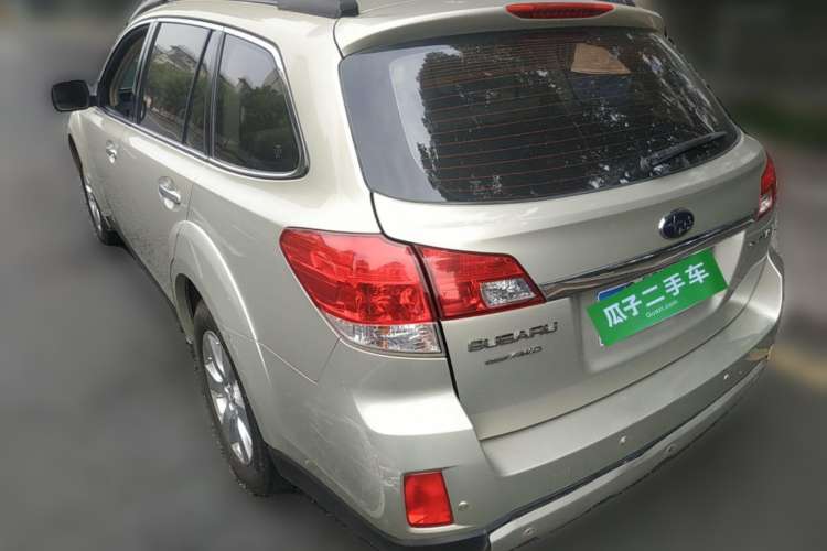 Used Subaru Outback 2011 2.5i Luxury Edition

