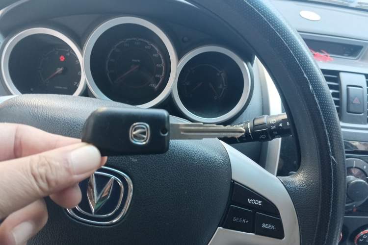 Used Changan CX20 2014 1.4L Manual Sport Version China IV Standard
