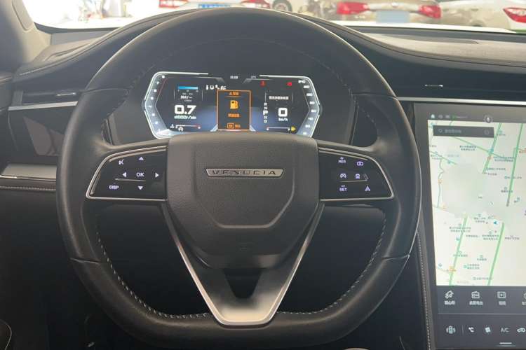 Used Venucia Star 2020 260T Automatic 48V Mild Hybrid Turbocharged Starry Edition
