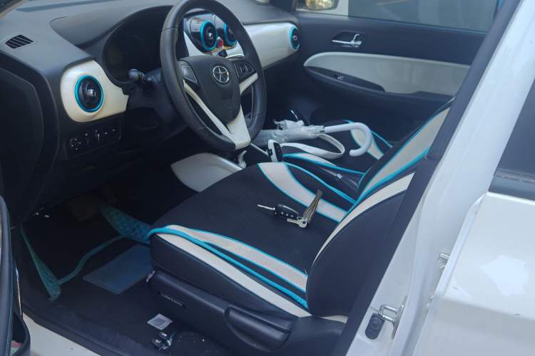 Used JAC iEV 2015 iEV5