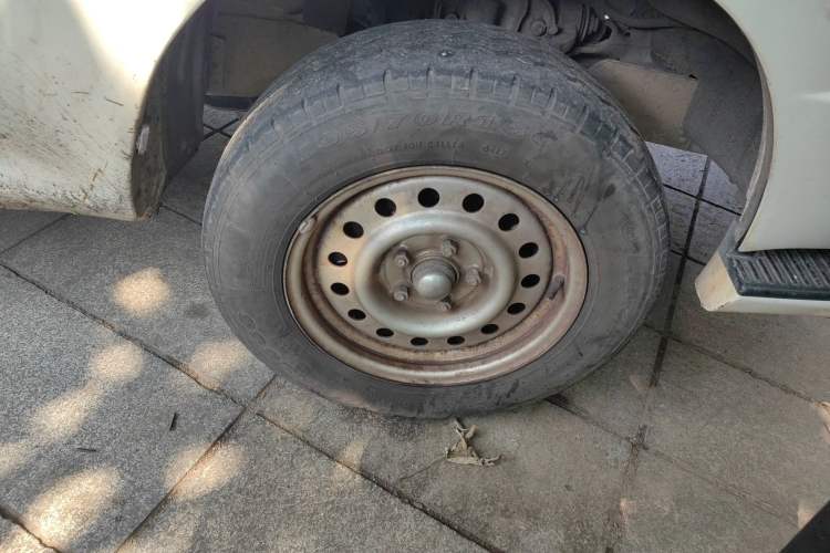 Used King Long Golden Way 2015 2.0L Van 4G21B