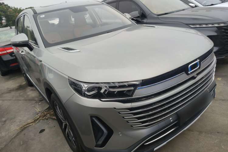 Used Bestune T99 2023 2.0T Automatic Premium (6AT)
