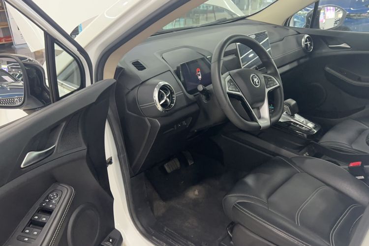 Used BYD Yuan New Energy 2019 EV535 Smart Connect Trendsetting Model Driver Seat