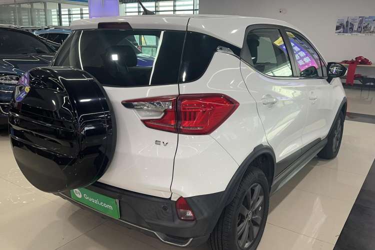 Used BYD Yuan New Energy 2019 EV535 Smart Connect Trendsetting Model Rear Right 45 Deg