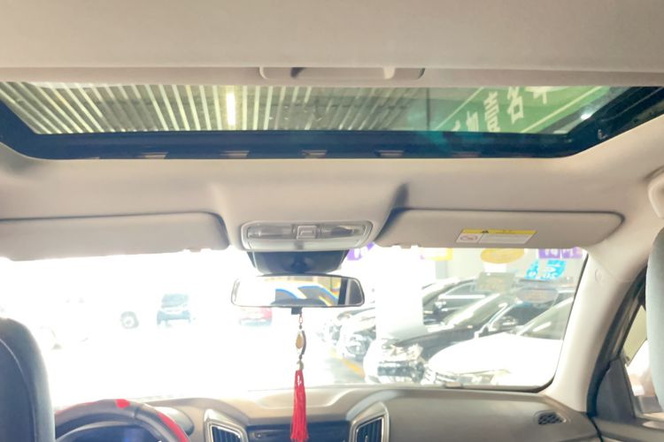 Used Changan CS75 2016 1.5T Manual FENGSHANG Model
