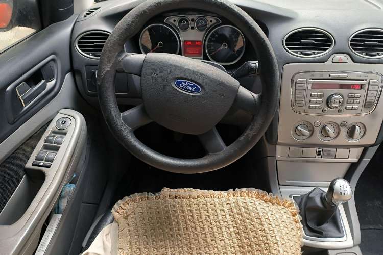 Used Ford Focus 2009 Hatchback 1.8L Manual Comfort Model