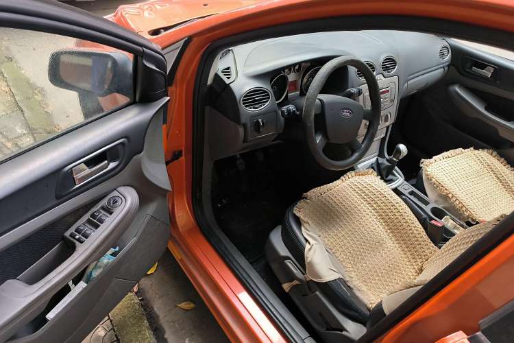 Used Ford Focus 2009 Hatchback 1.8L Manual Comfort Model