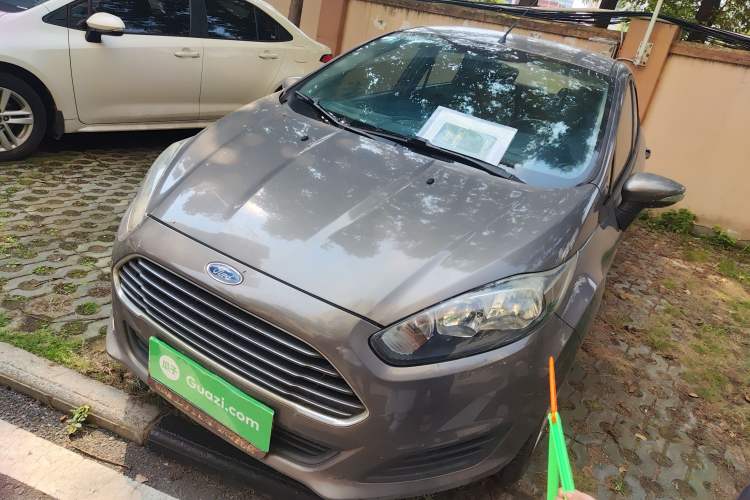 Used Ford Fiesta 2013 Sedan 1.5L Manual Fashion Edition
