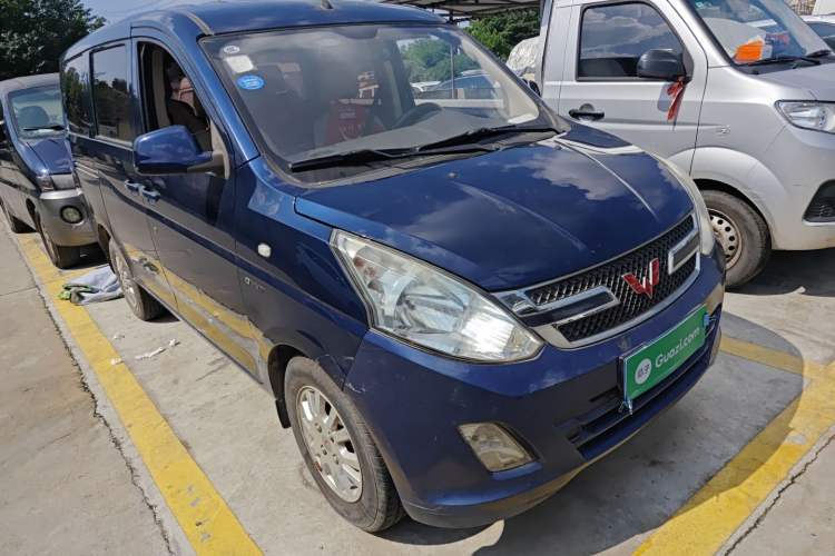 Used Wuling Rongguang V 2016 1.5L Standard Version
