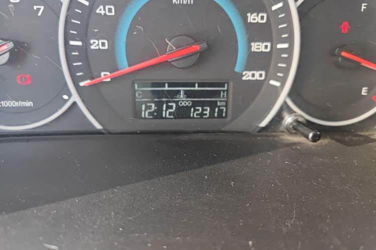 Used Wuling Rongguang V 2016 1.5L Standard Version
