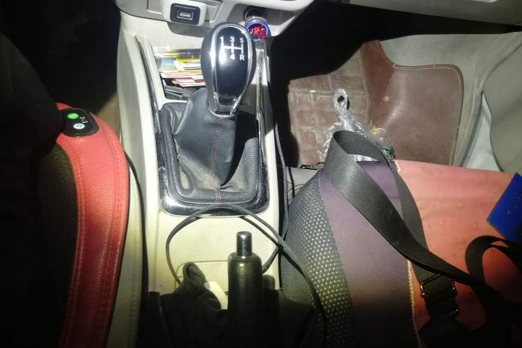 Used Jinbei New Hiace X30L 2018 1.5L Wealth Edition DLCG14