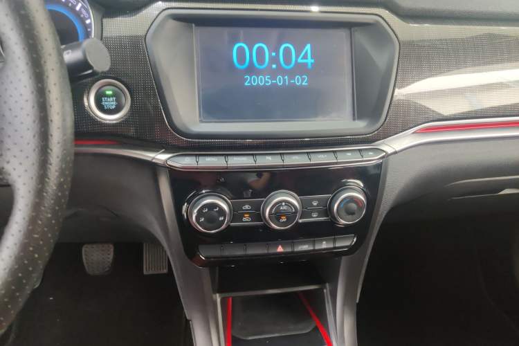 Used Haval H2 2018 Blue Label 1.5T Manual Two-Wheel Drive Elite Model
