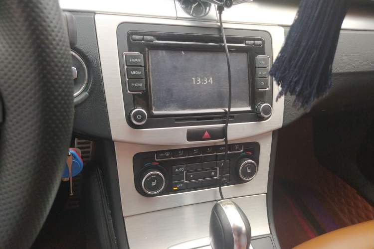 Used Volkswagen CC 2012 1.8TSI Elite Edition Audio And AC Panel