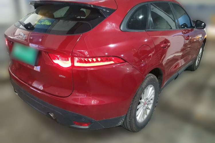 Used Jaguar F-PACE 2016 2.0T Two-Wheel Drive Urban Luxury Edition