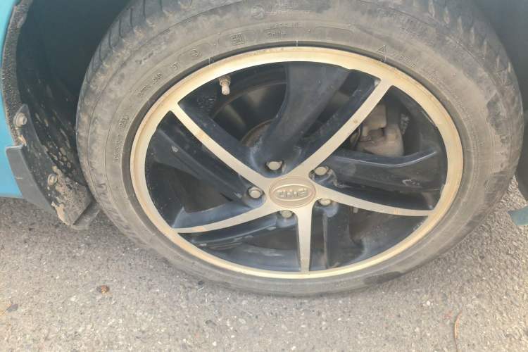 Used BYD Qin New Energy 2014 1.5T Flagship Model
