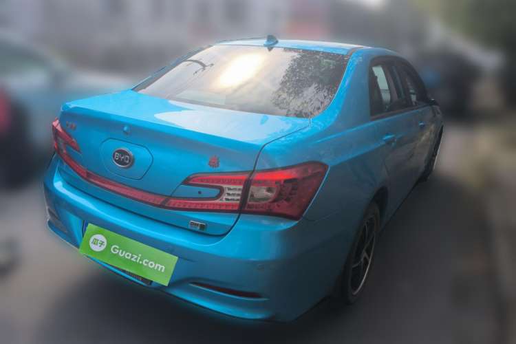 Used BYD Qin New Energy 2014 1.5T Flagship Model
