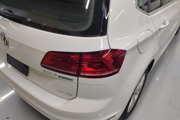 Used Volkswagen Golf Sportsvan 2019 280TSI Automatic Trendy Model China VI Standard
