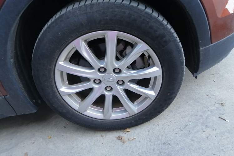 Used Cadillac XT4 2018 28T Two-Wheel Drive Tech Version