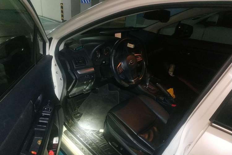 Used Subaru XV 2012 2.0i Elite Edition
