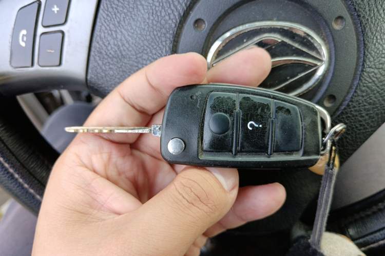 Used Land X8 2009 2.5T Diesel 4x4 Ultra-Luxury Version
