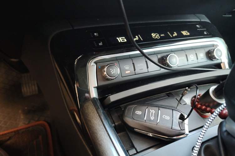 Used Citroen C6 2017 380THP Prestige Model